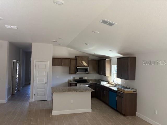 Image 8 of 20 For 7758 180th Circle