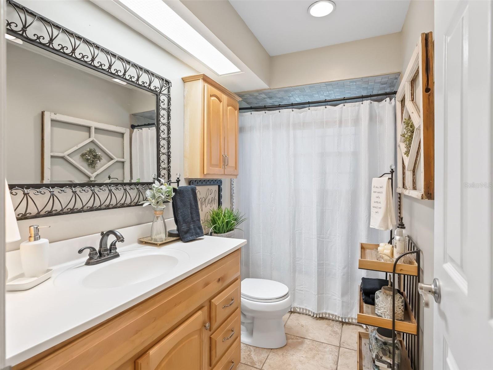 Image 15 of 31 For 601 36th Lane