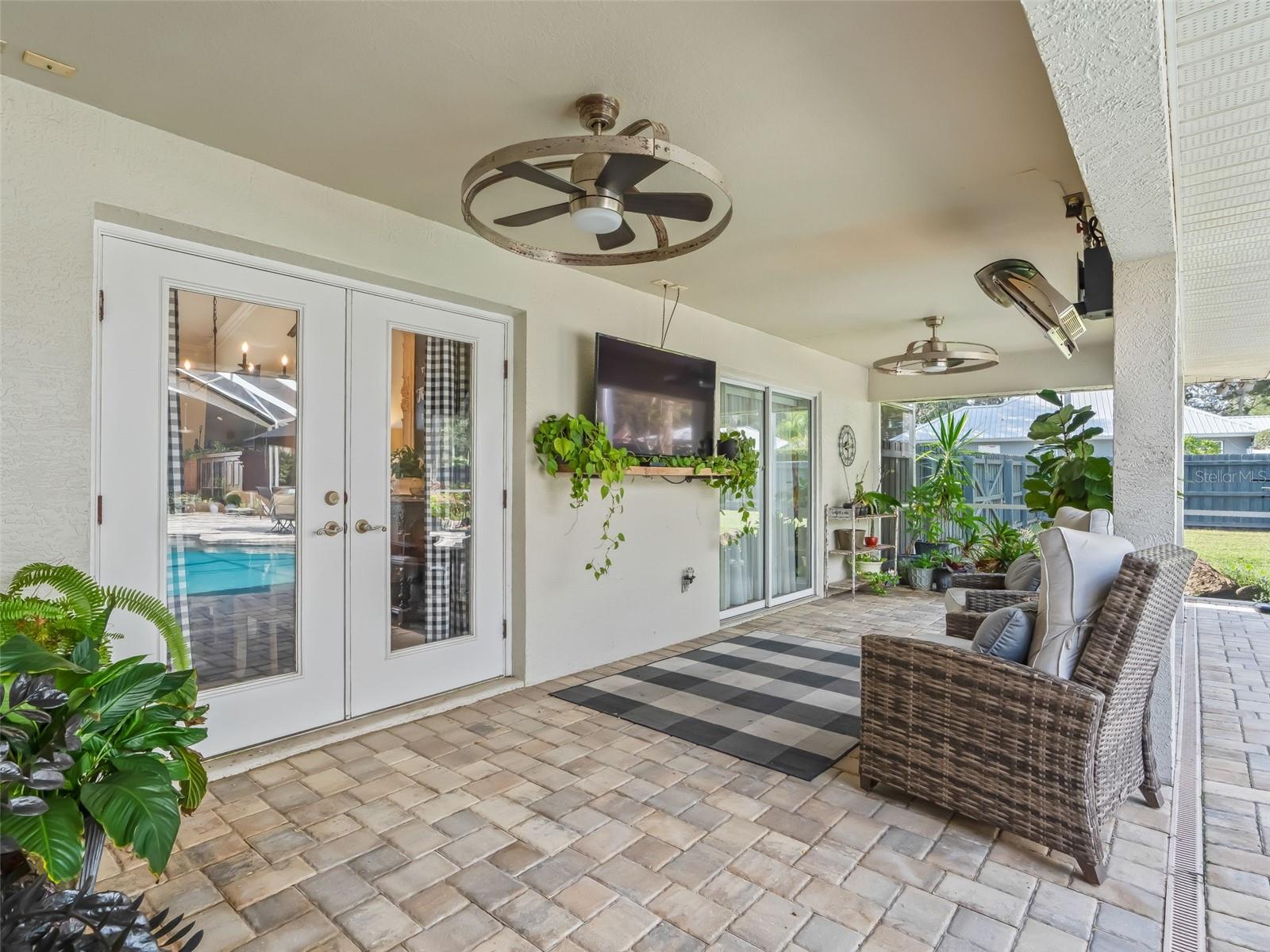 Image 18 of 31 For 601 36th Lane