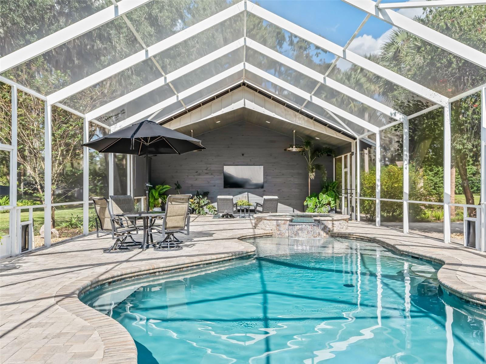 Image 20 of 31 For 601 36th Lane