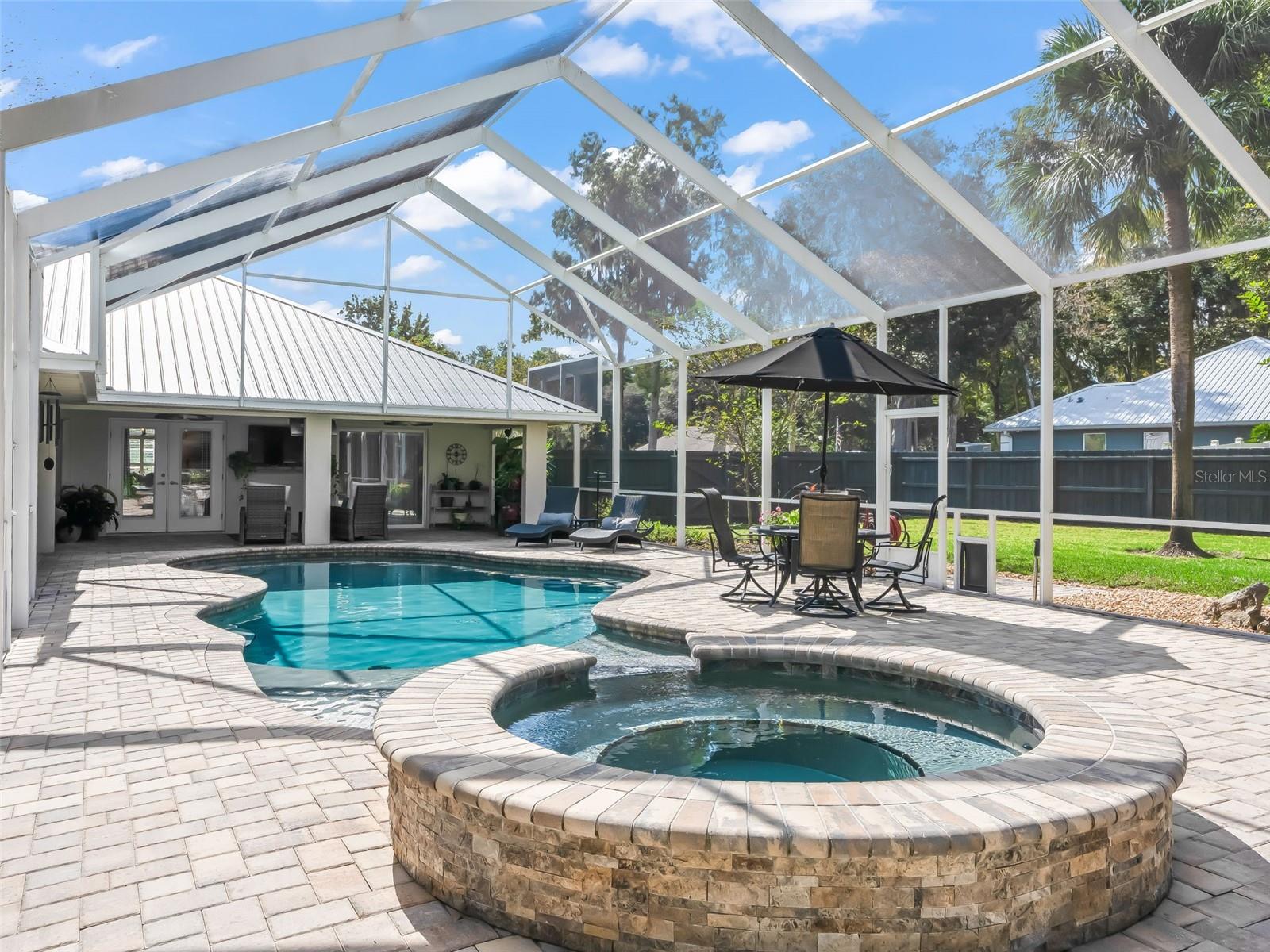 Image 22 of 31 For 601 36th Lane