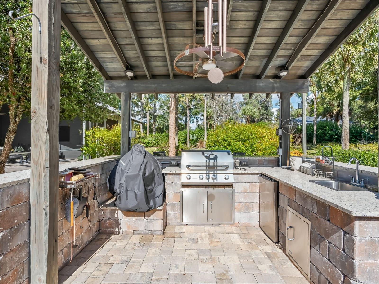 Image 24 of 31 For 601 36th Lane