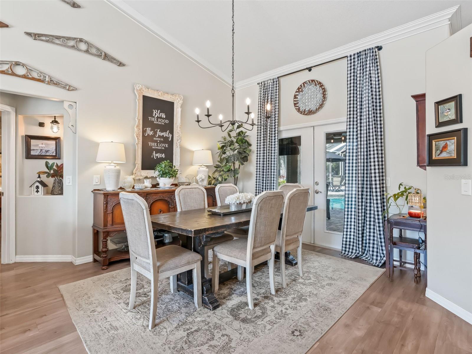 Image 7 of 31 For 601 36th Lane