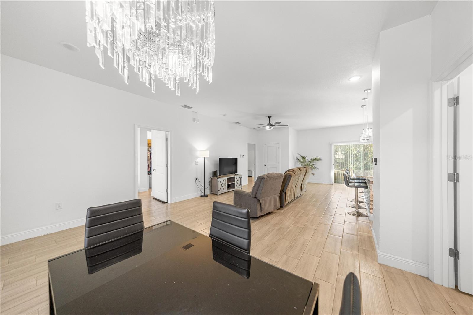 Image 6 of 28 For 16271 48th Circle