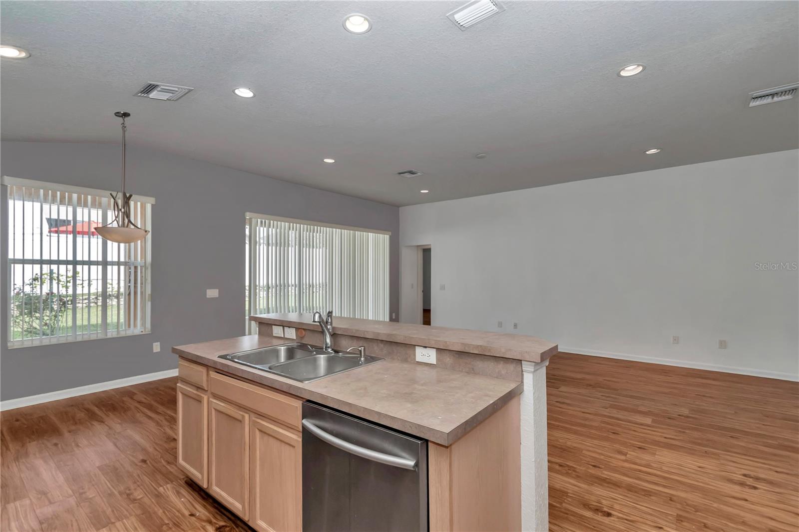 Image 16 of 40 For 5535 41st Street