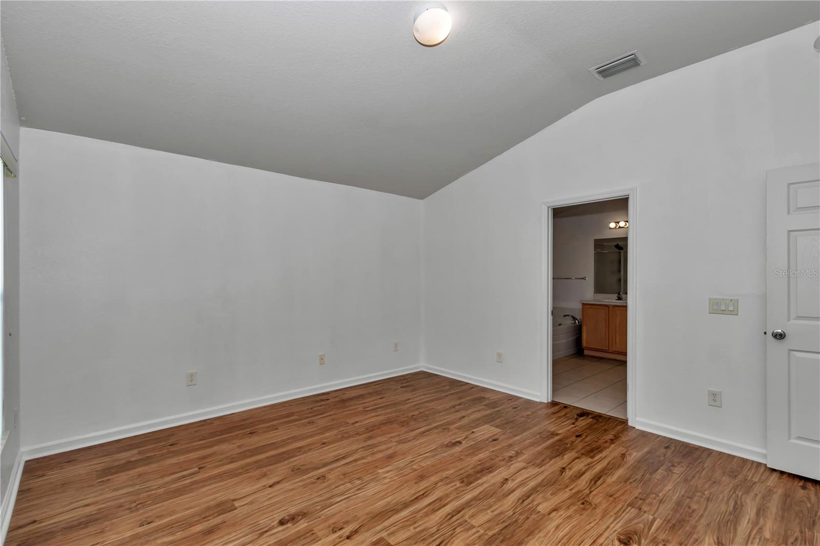 Image 28 of 40 For 5535 41st Street