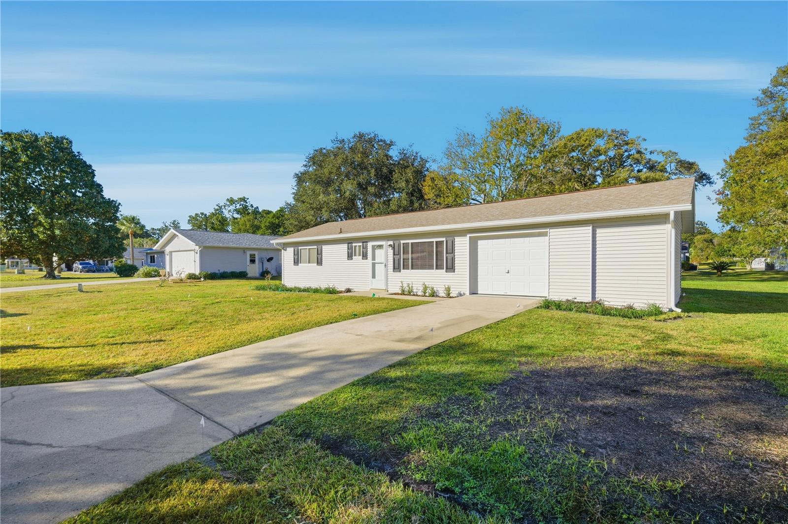 Image 3 of 28 For 11264 77th Court