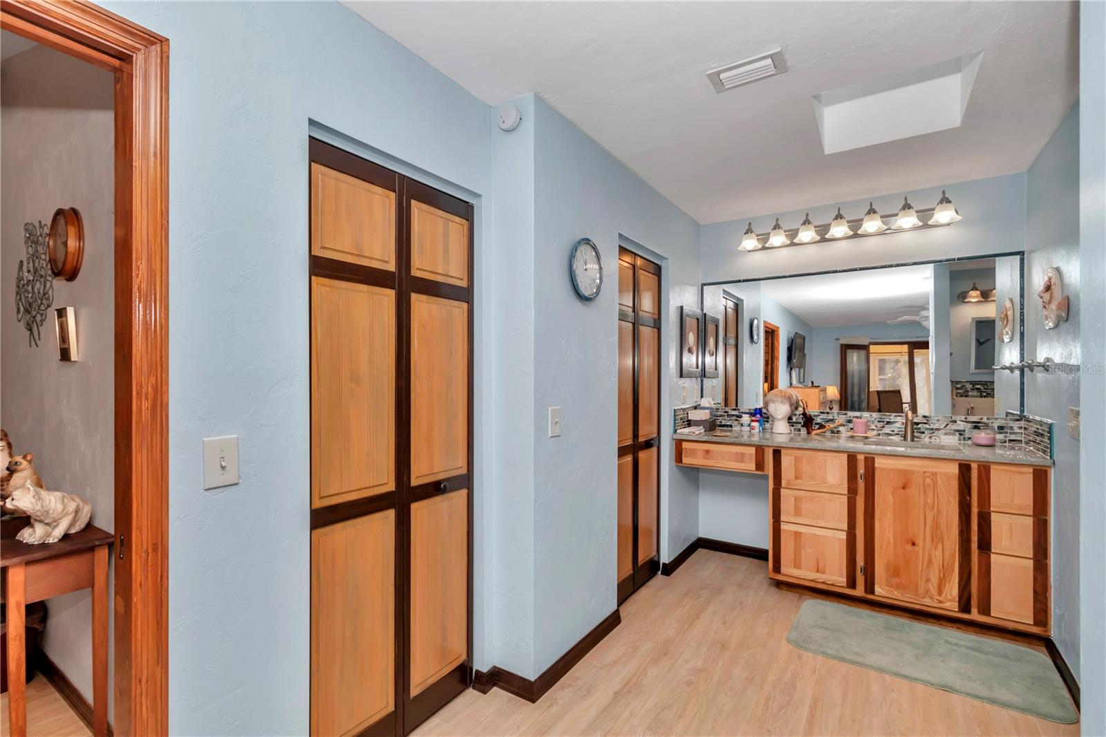 Image 26 of 55 For 18012 68 Loop