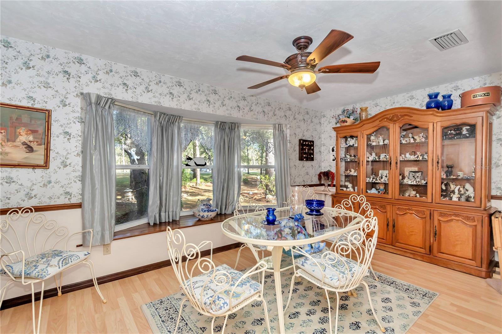 Image 7 of 55 For 18012 68 Loop