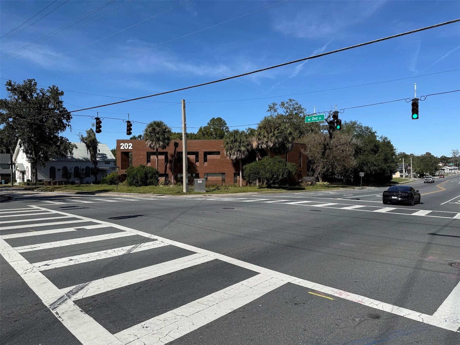 Image 14 of 21 For 202 8th Avenue