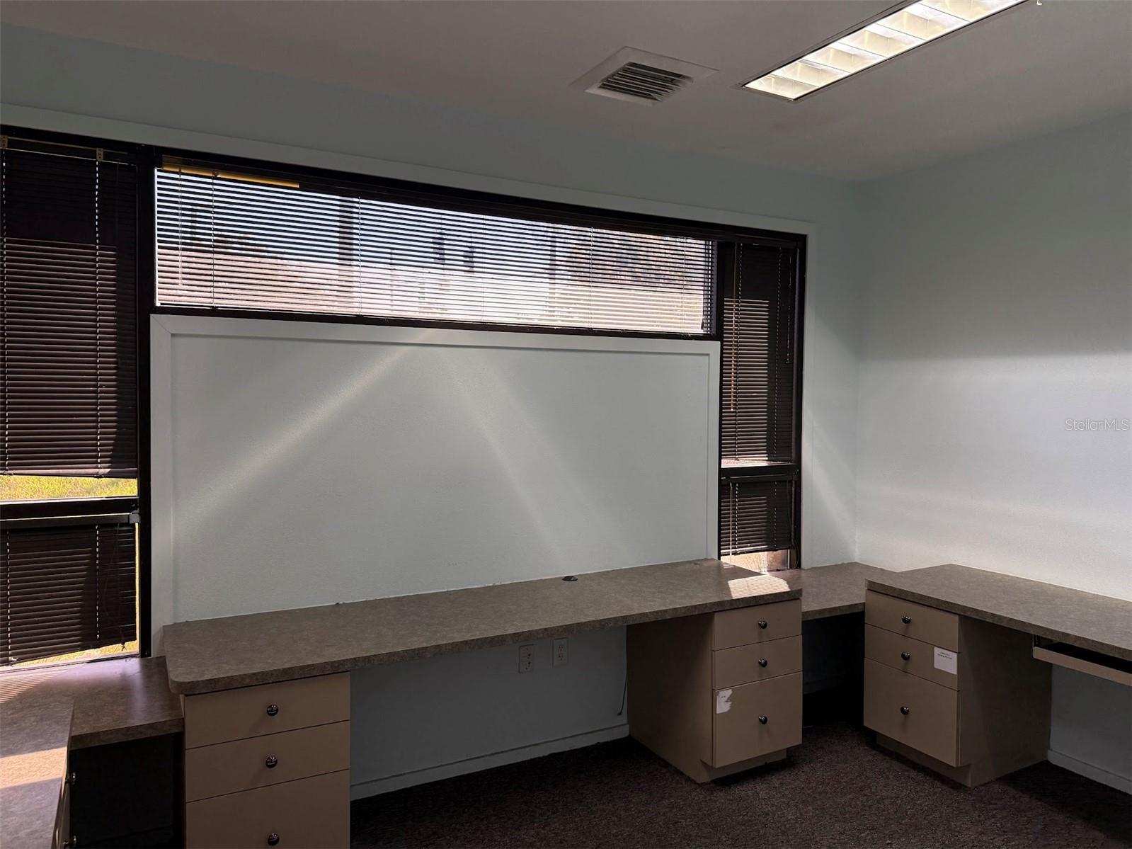 Image 7 of 21 For 202 8th Avenue