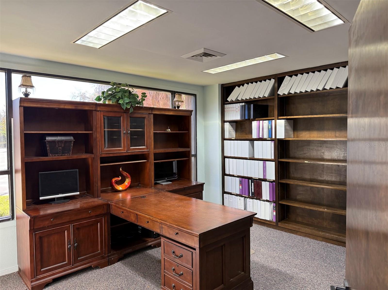 Image 9 of 21 For 202 8th Avenue