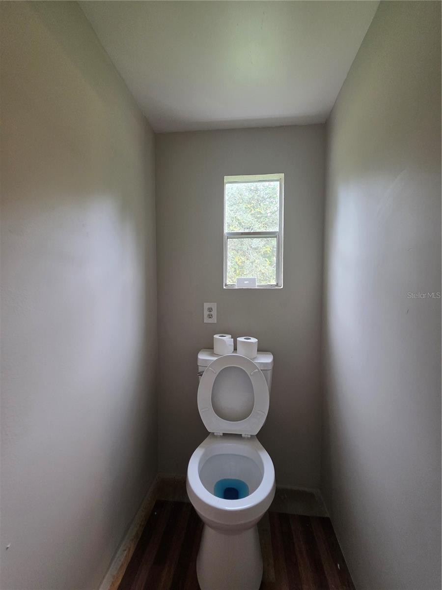 Image 14 of 46 For 17360 37th Lane