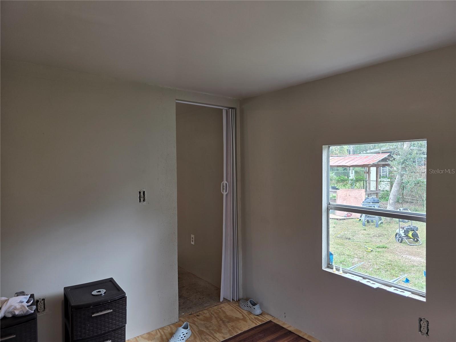 Image 19 of 46 For 17360 37th Lane