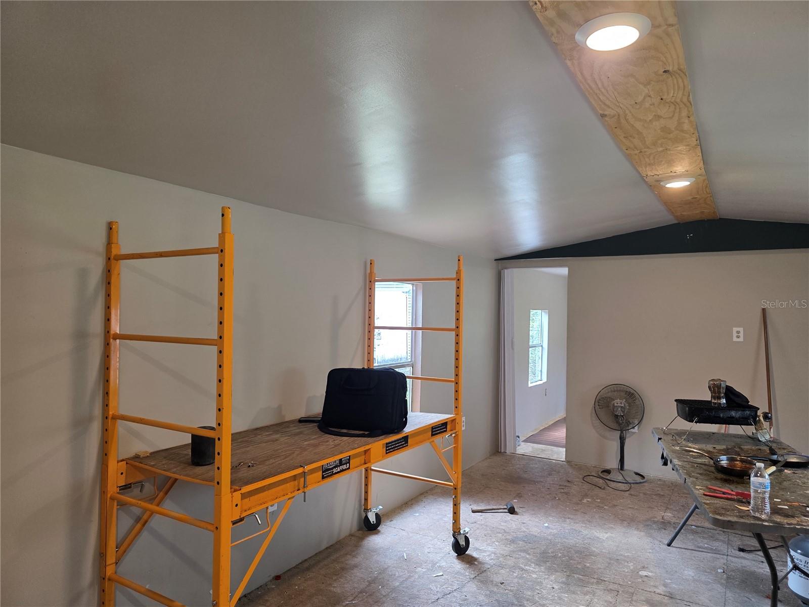 Image 6 of 46 For 17360 37th Lane