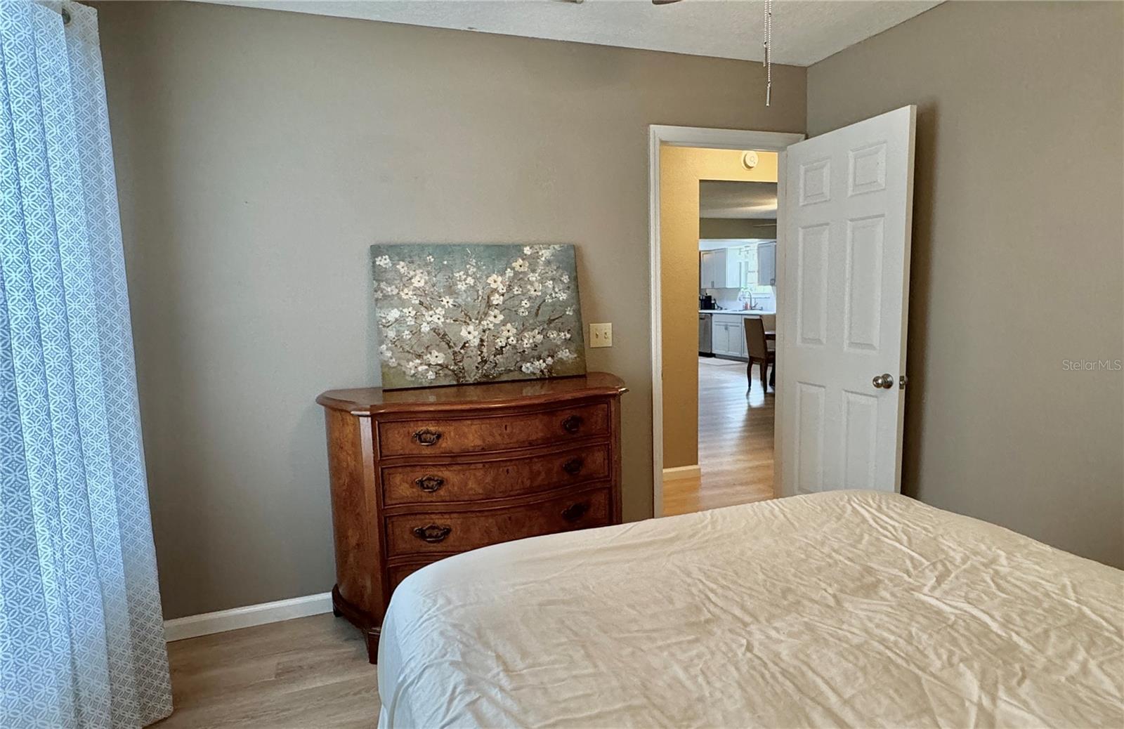 Image 30 of 38 For 4513 30th Place