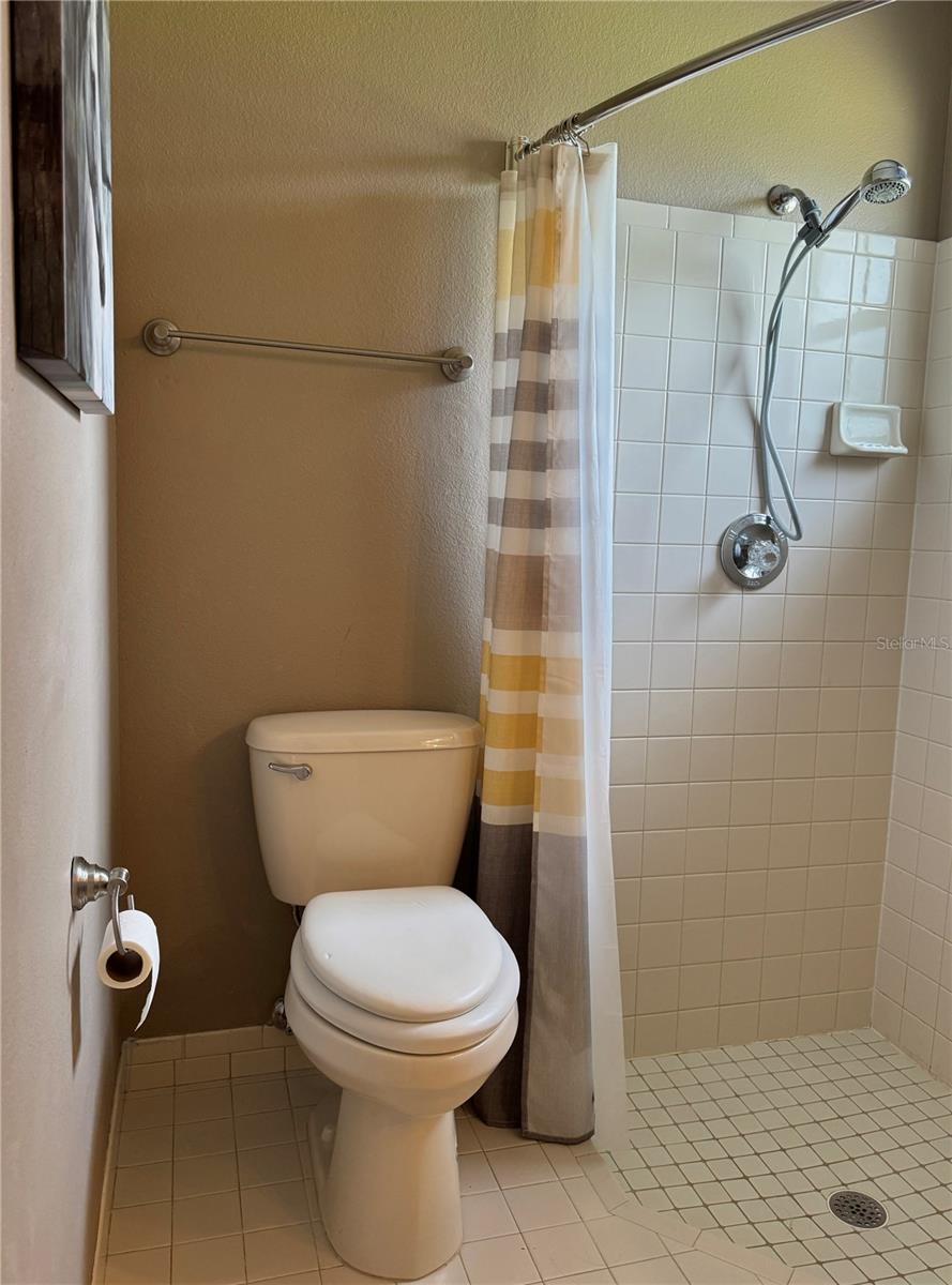 Image 32 of 38 For 4513 30th Place