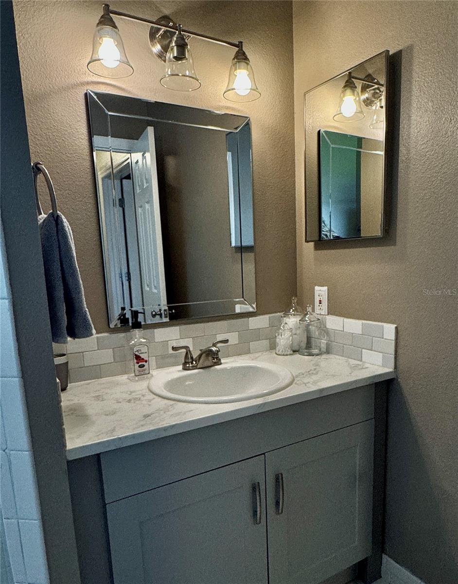 Image 33 of 38 For 4513 30th Place