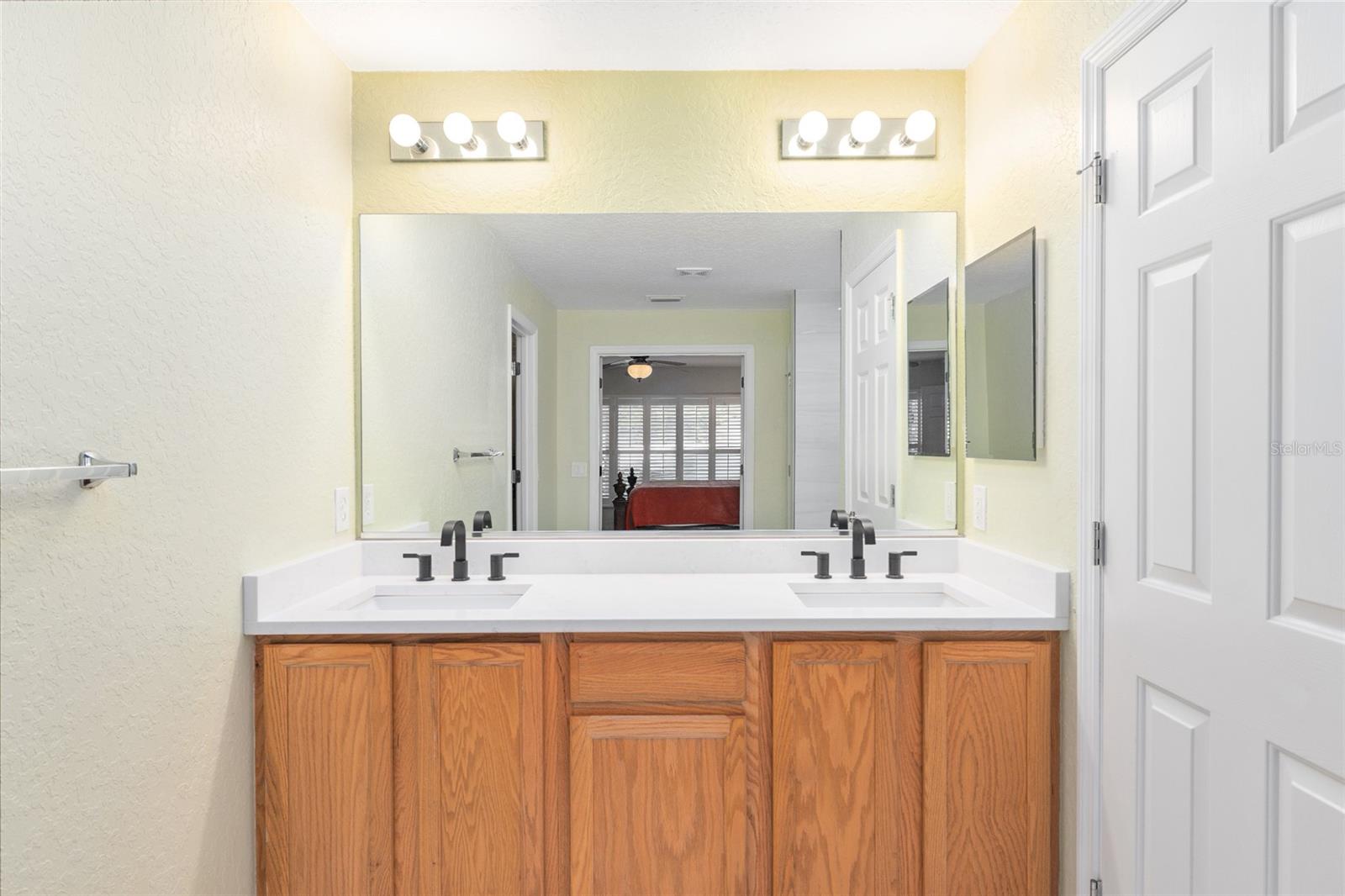 Image 42 of 73 For 4317 57th Avenue