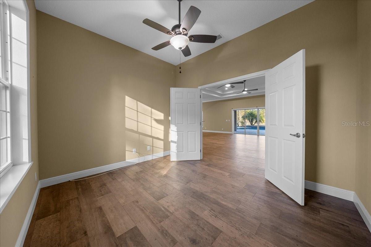 Image 15 of 64 For 2087 Annapolis Avenue