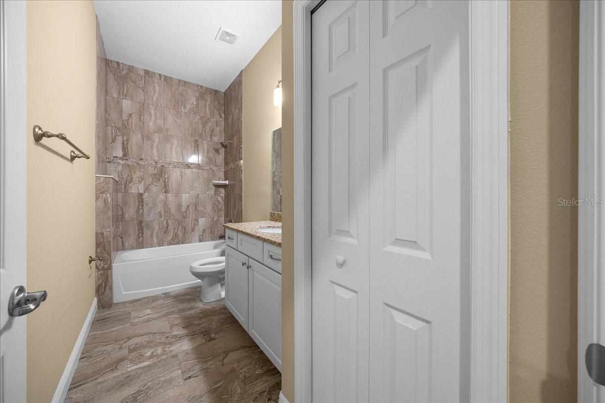 Image 35 of 64 For 2087 Annapolis Avenue