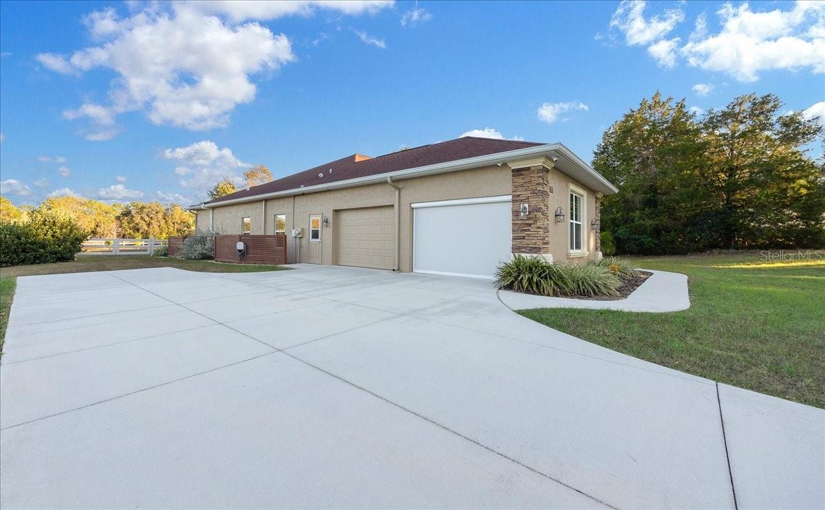 Image 51 of 64 For 2087 Annapolis Avenue