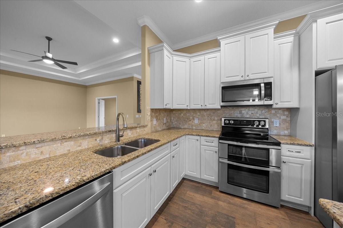 Image 6 of 64 For 2087 Annapolis Avenue