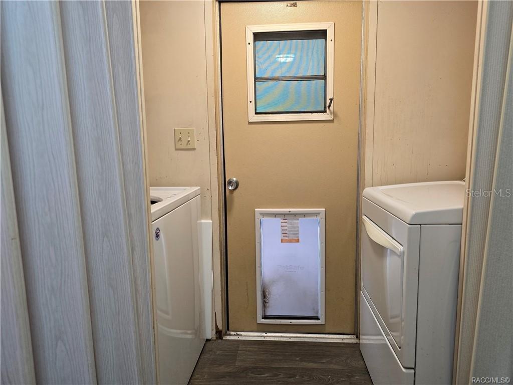 Image 18 of 24 For 7782 Debra Lane