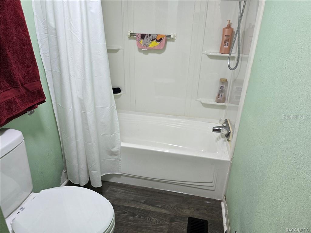 Image 21 of 24 For 7782 Debra Lane