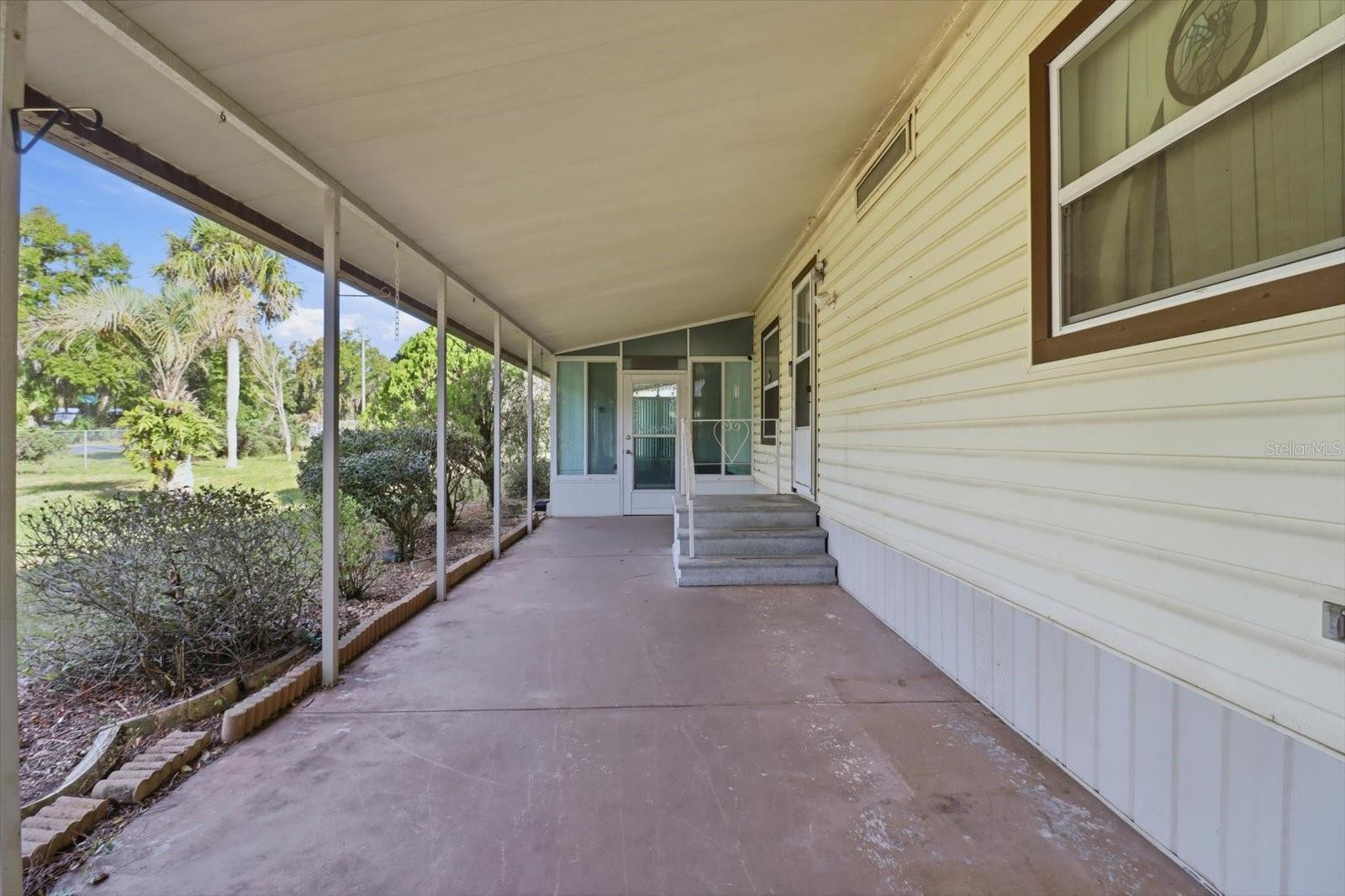 Image 8 of 41 For 939 Crystal Crest Terrace