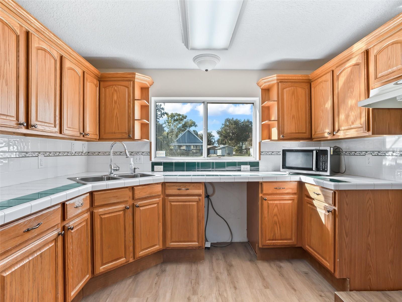 Image 10 of 32 For 10 Chinica Drive