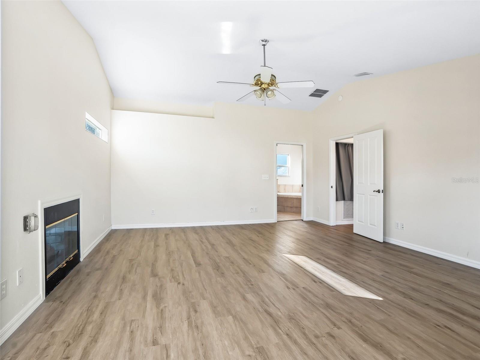 Image 17 of 32 For 10 Chinica Drive