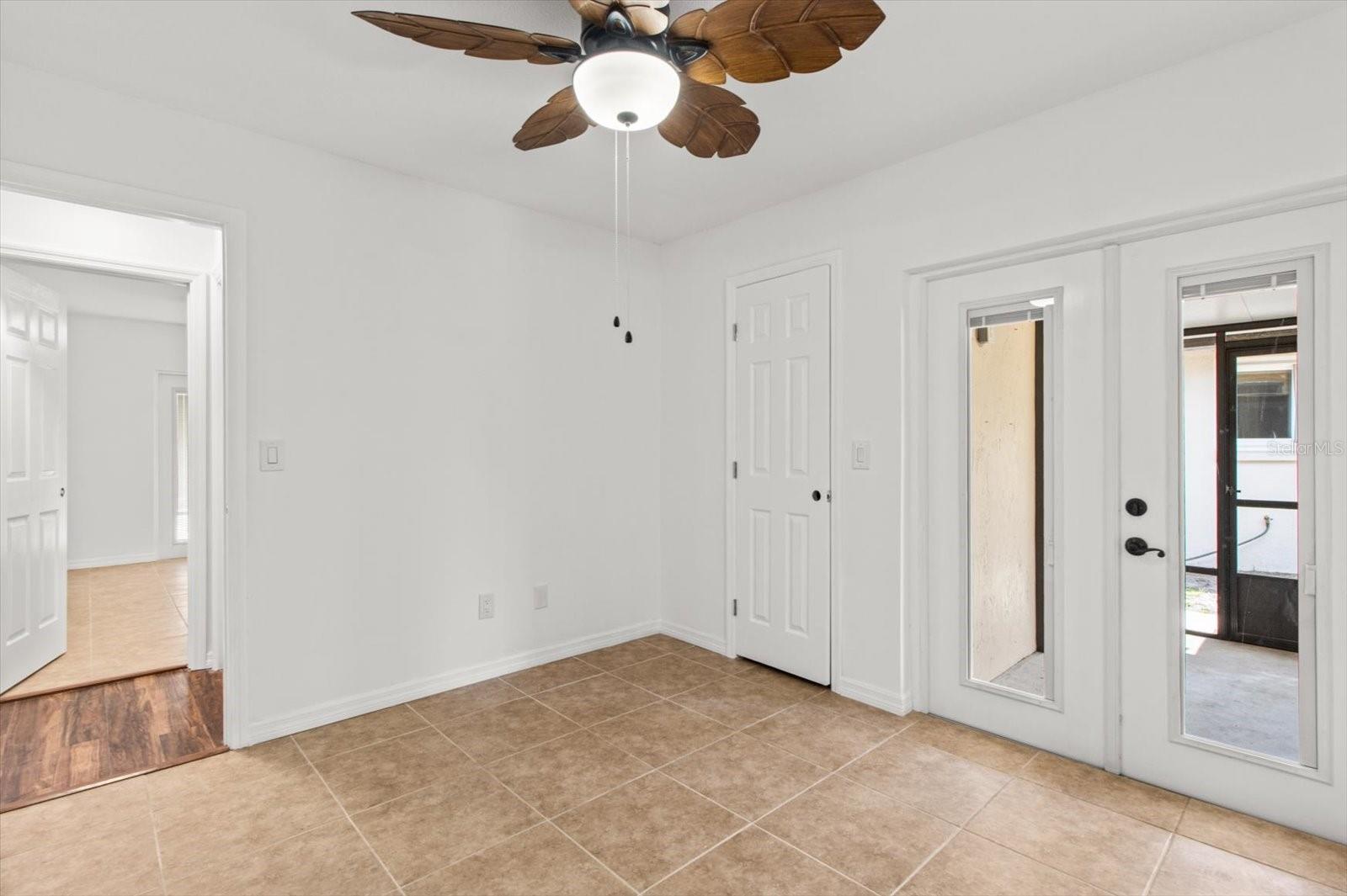 Image 18 of 58 For 11546 Clubview Drive