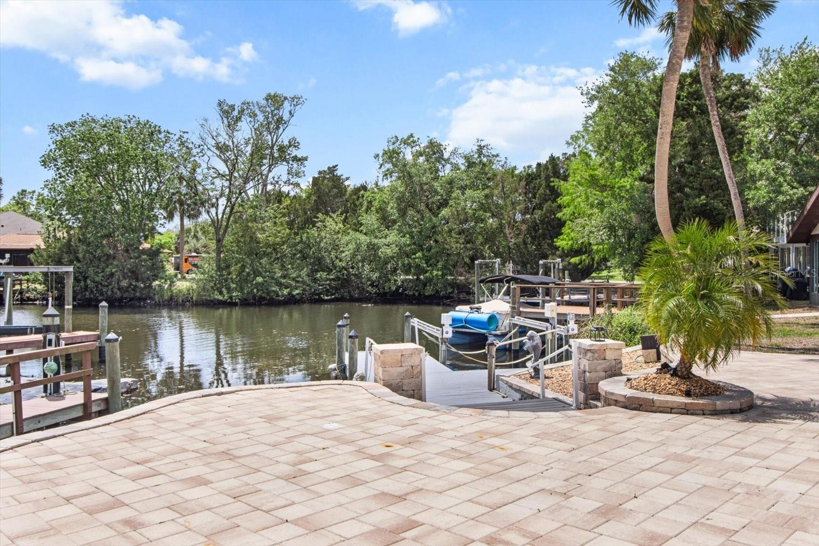 Image 43 of 58 For 11546 Clubview Drive