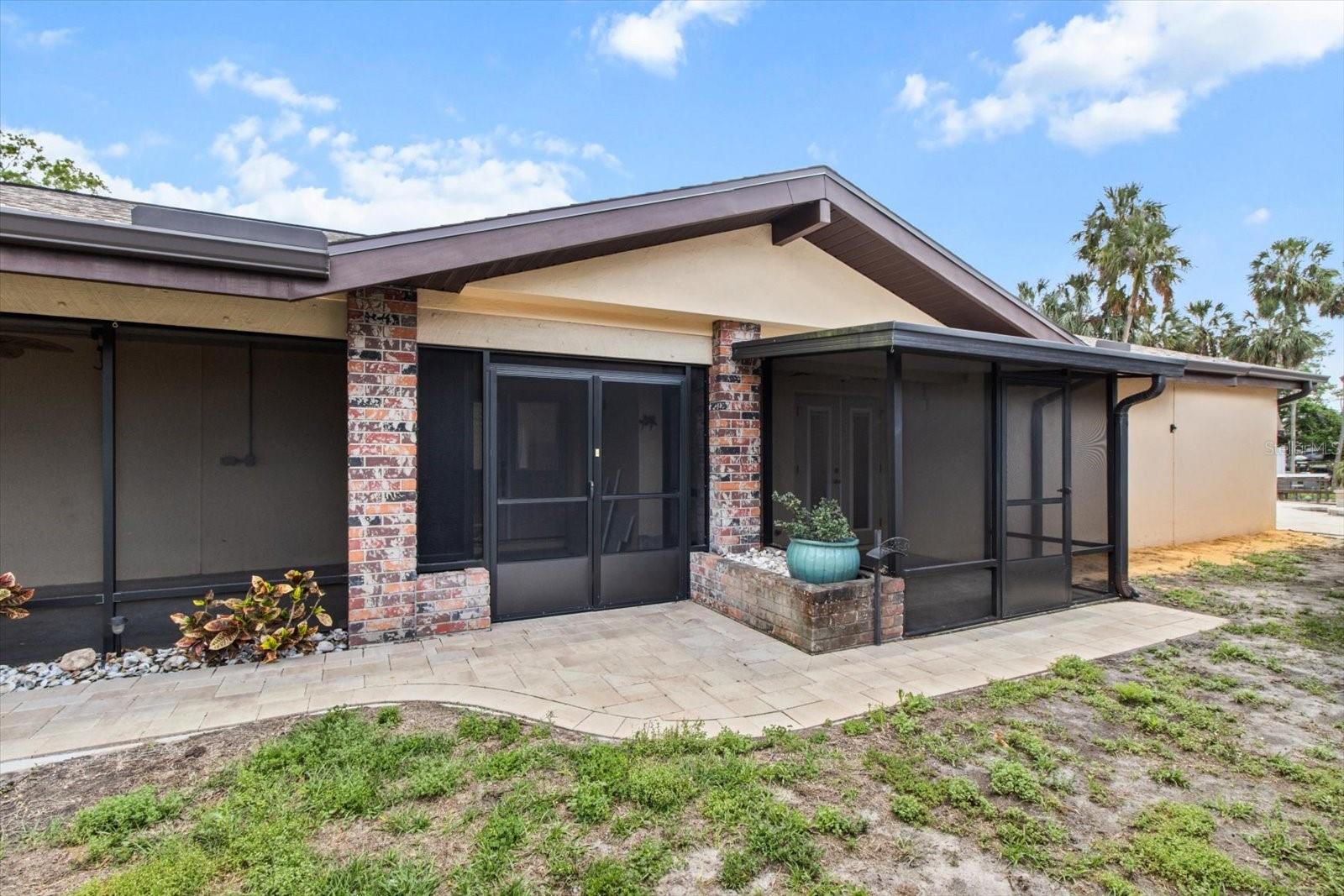 Image 6 of 58 For 11546 Clubview Drive