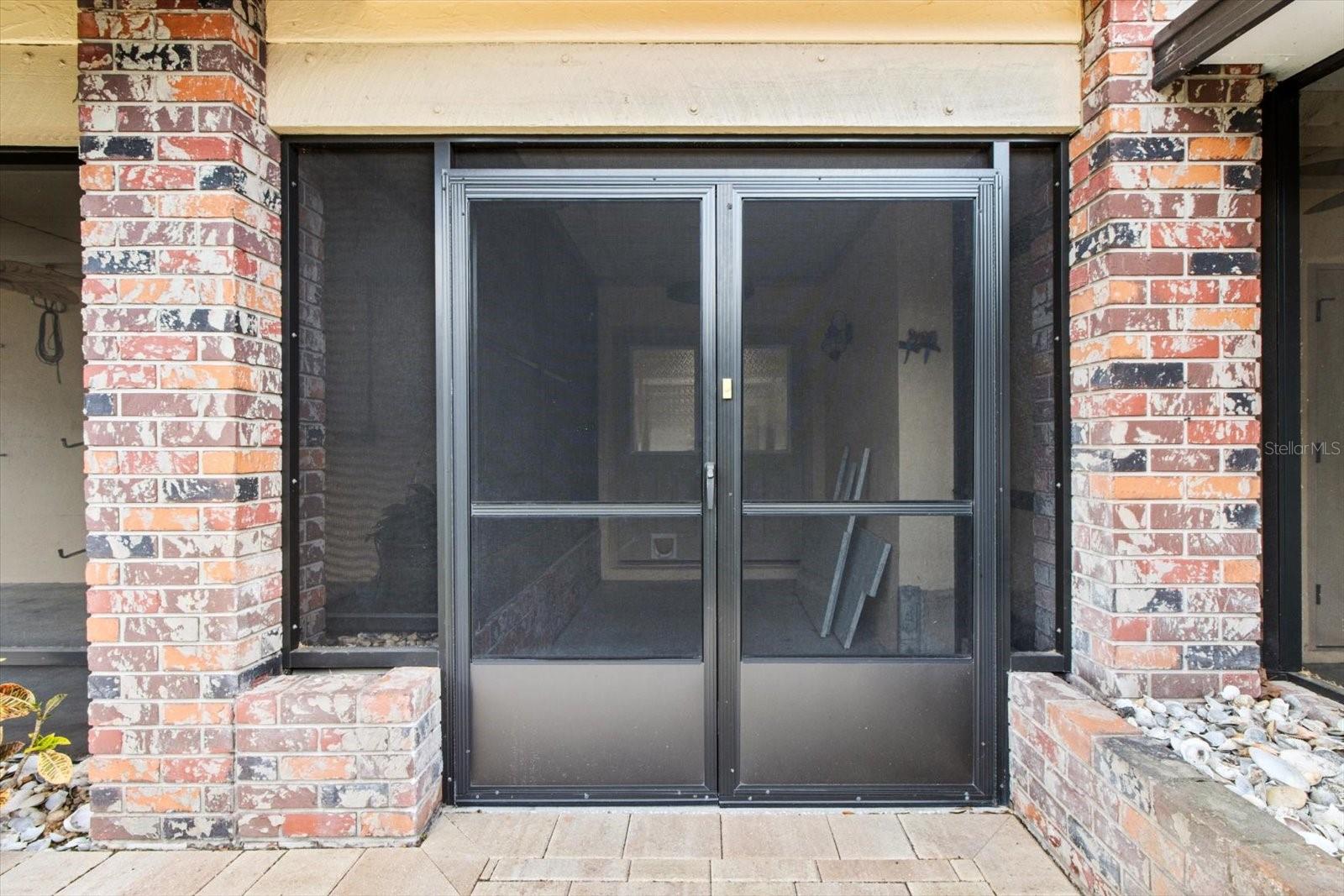 Image 7 of 58 For 11546 Clubview Drive