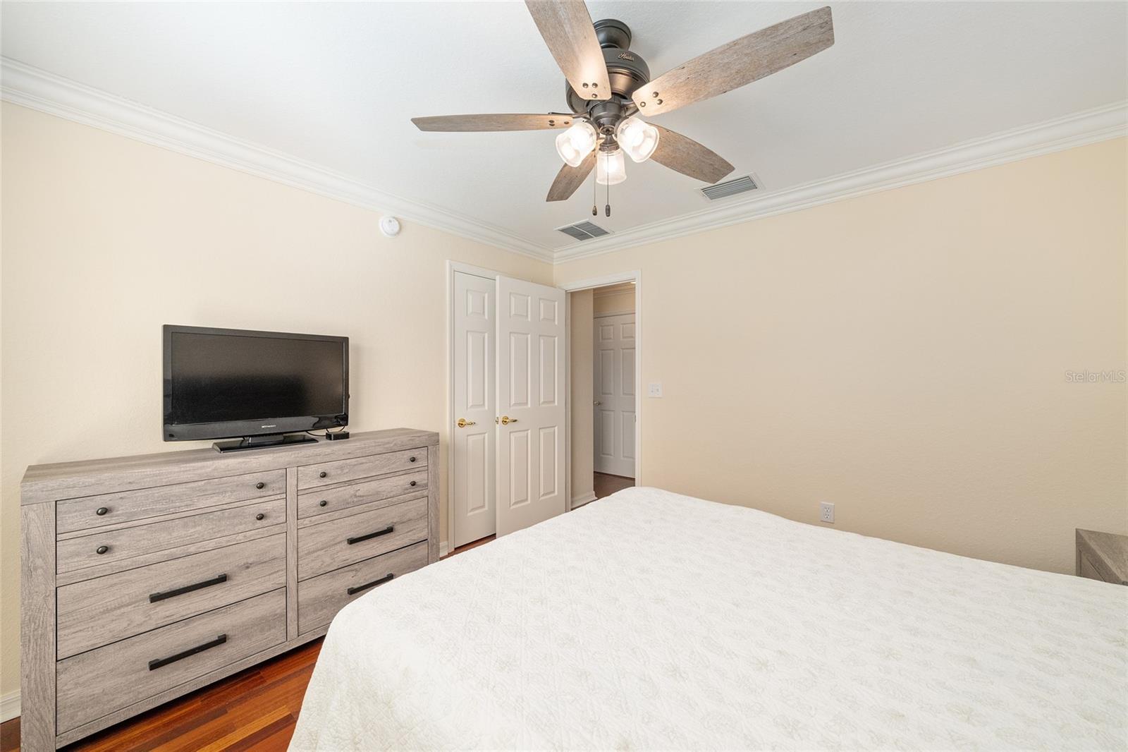 Image 35 of 73 For 13883 94th Avenue