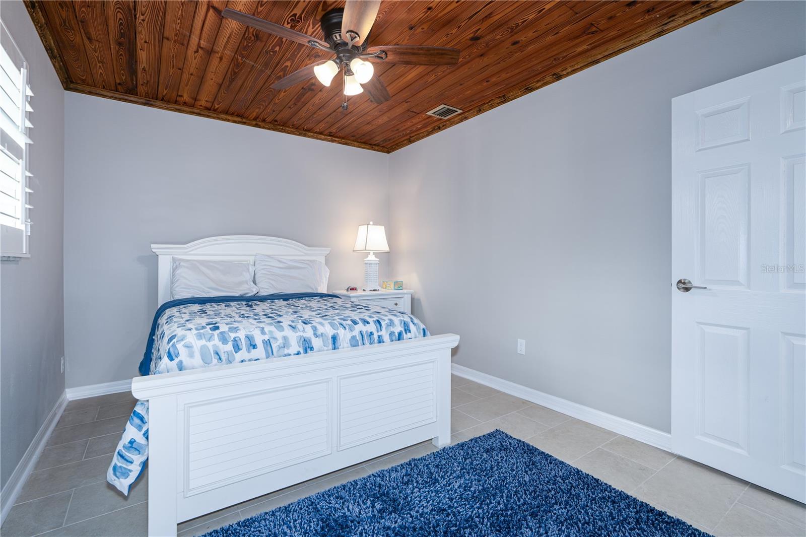 Image 12 of 41 For 305 1st Avenue