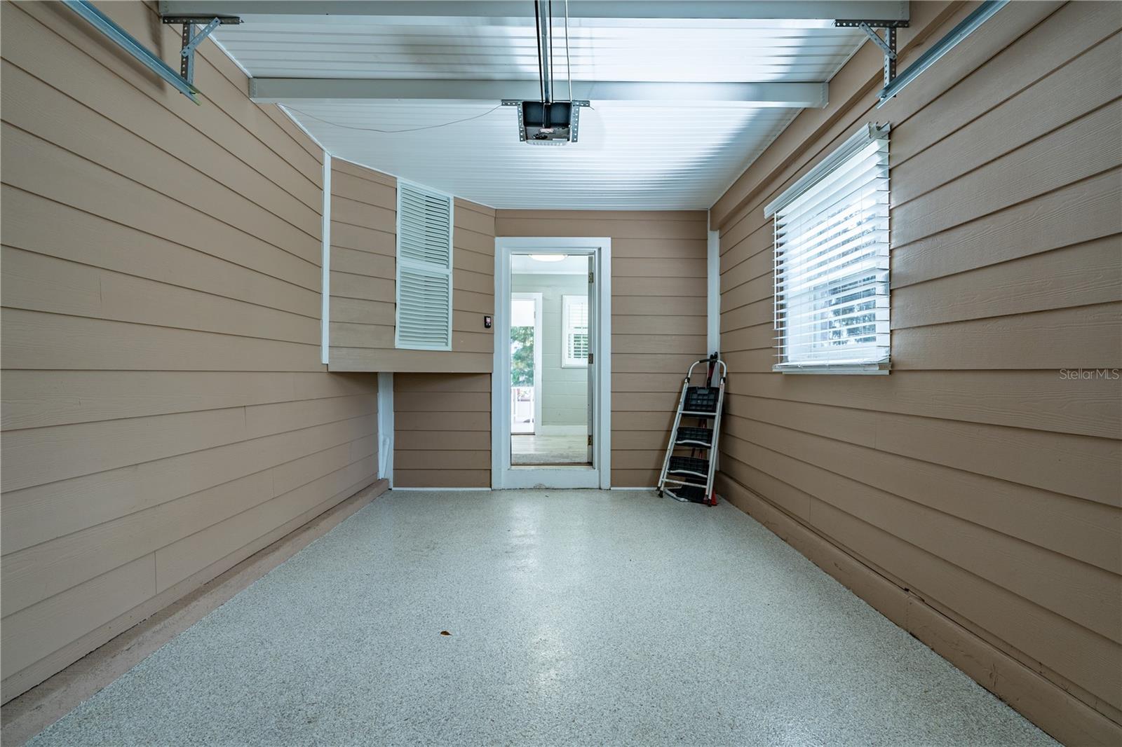 Image 23 of 41 For 305 1st Avenue