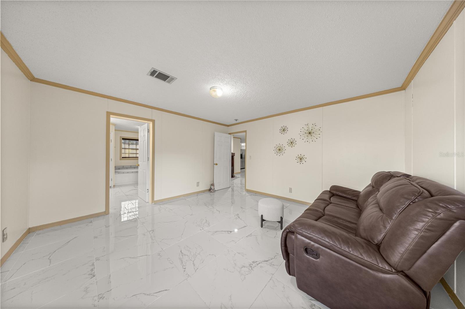 Image 11 of 32 For 17725 160th Avenue