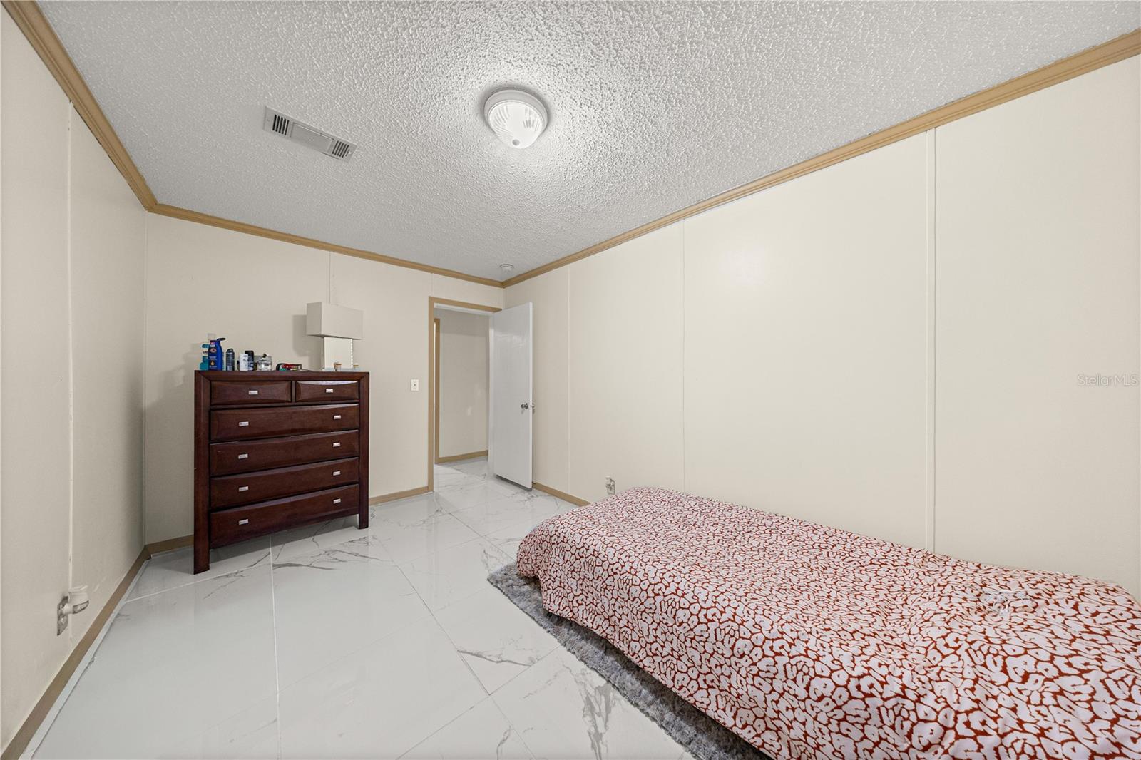 Image 18 of 32 For 17725 160th Avenue