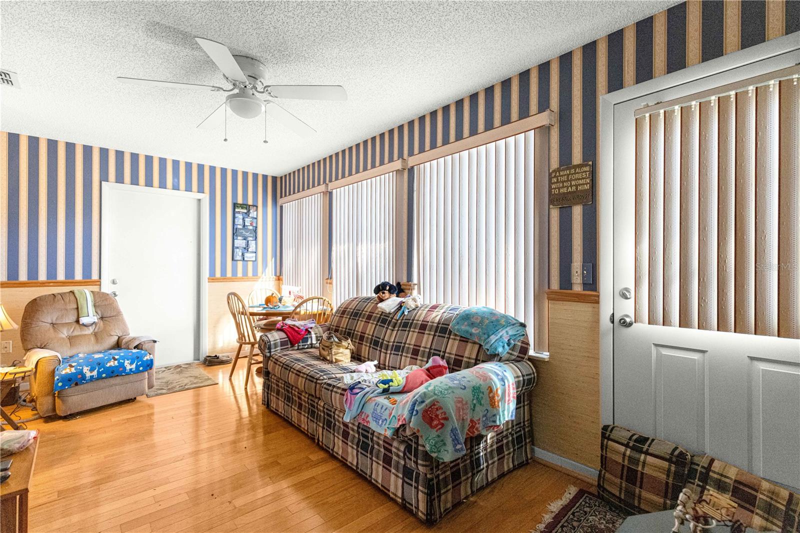 Image 25 of 40 For 10987 86th Terrace