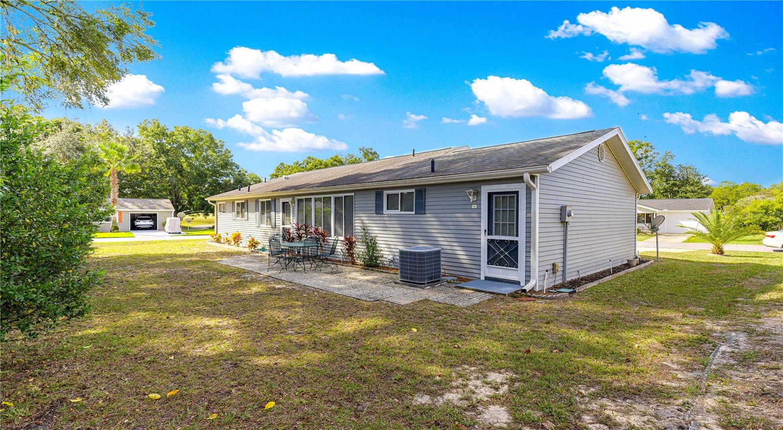 Image 28 of 40 For 10987 86th Terrace