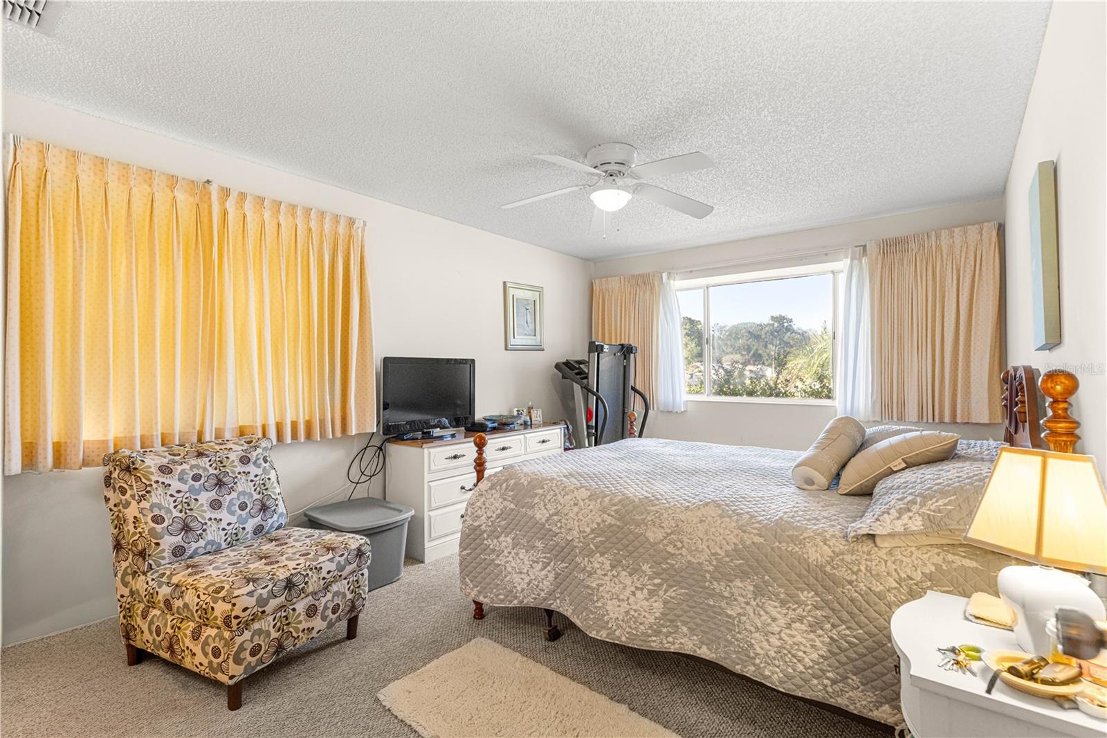 Image 7 of 40 For 10987 86th Terrace