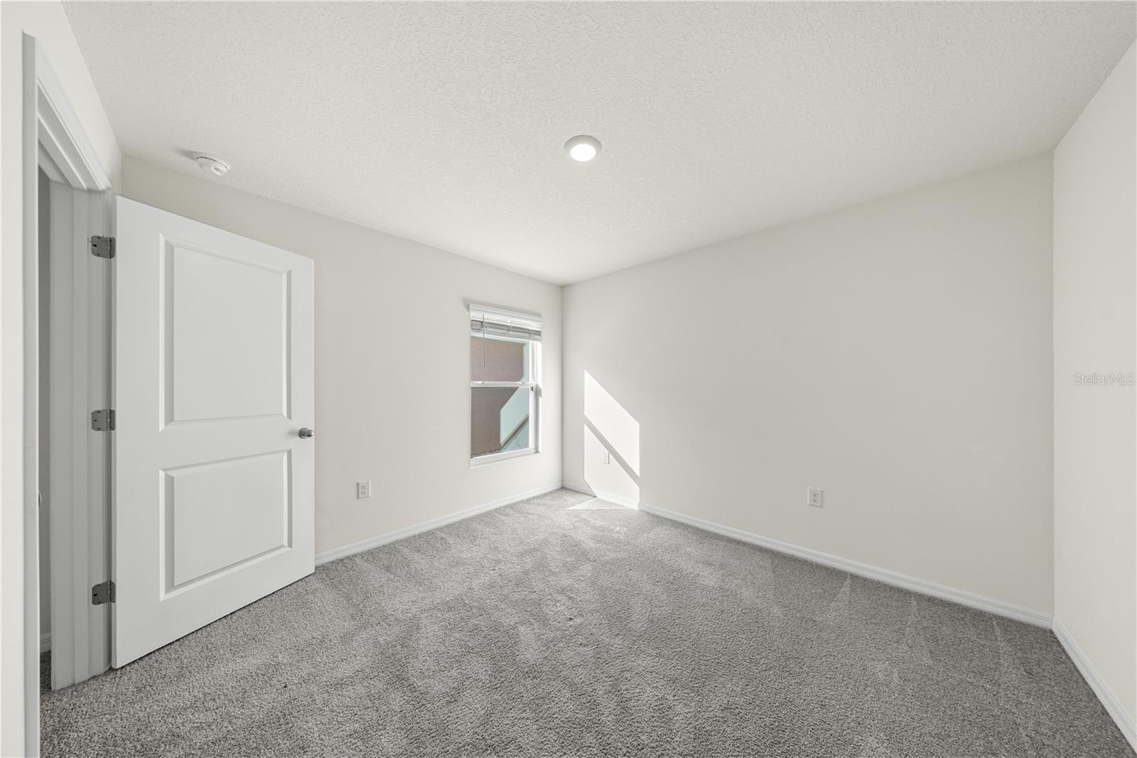 Image 15 of 39 For 8748 49th Circle