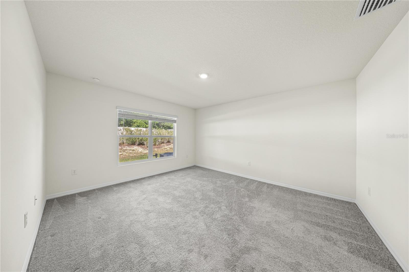 Image 25 of 39 For 8748 49th Circle