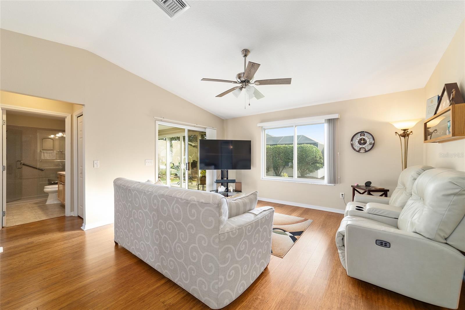 Image 14 of 50 For 442 Pace Lane