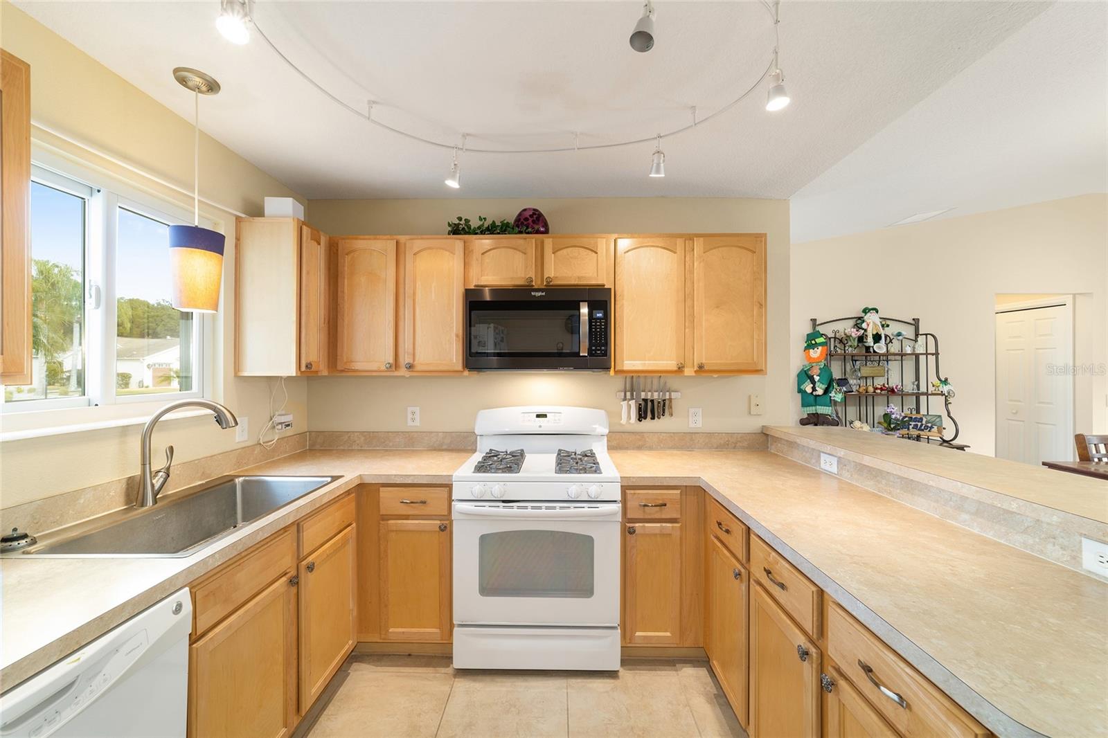 Image 30 of 50 For 442 Pace Lane