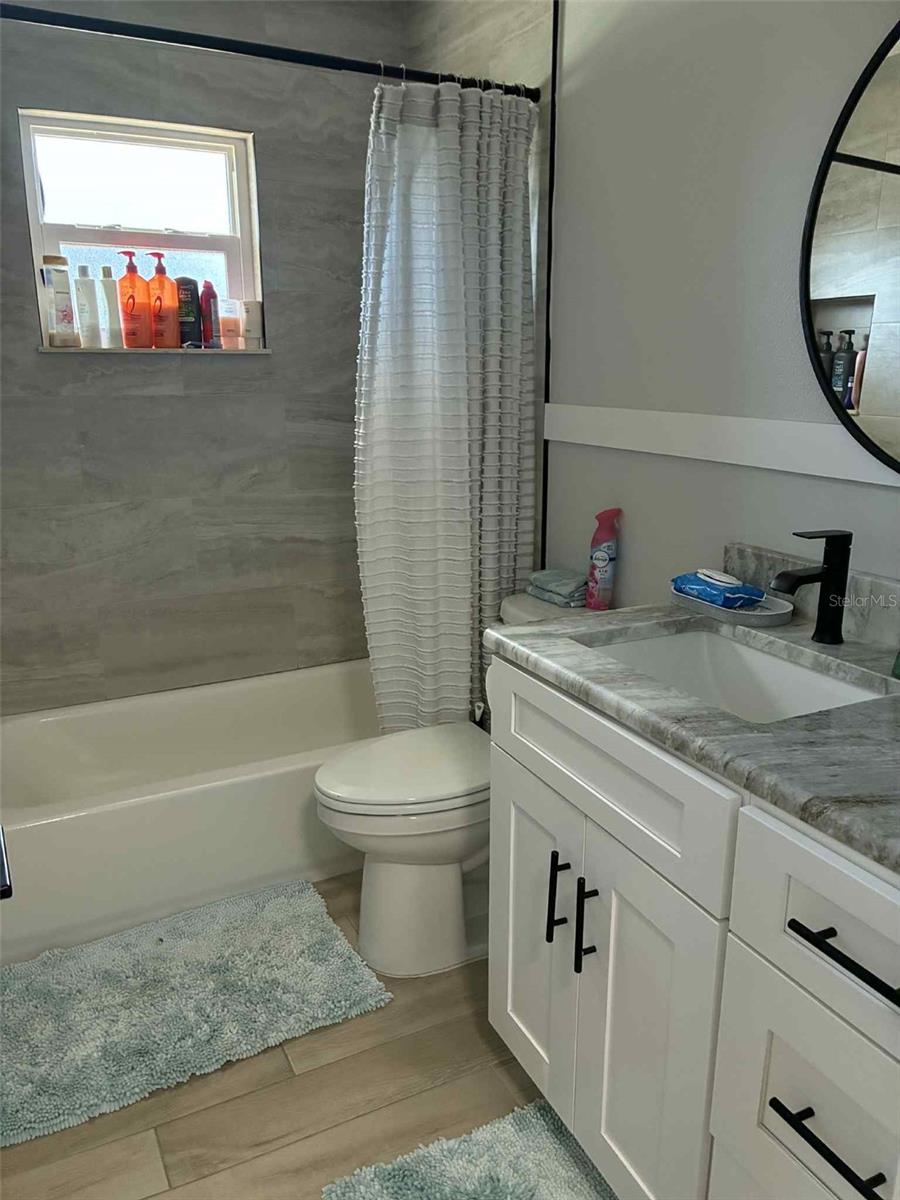 Image 20 of 31 For 571 14th Place