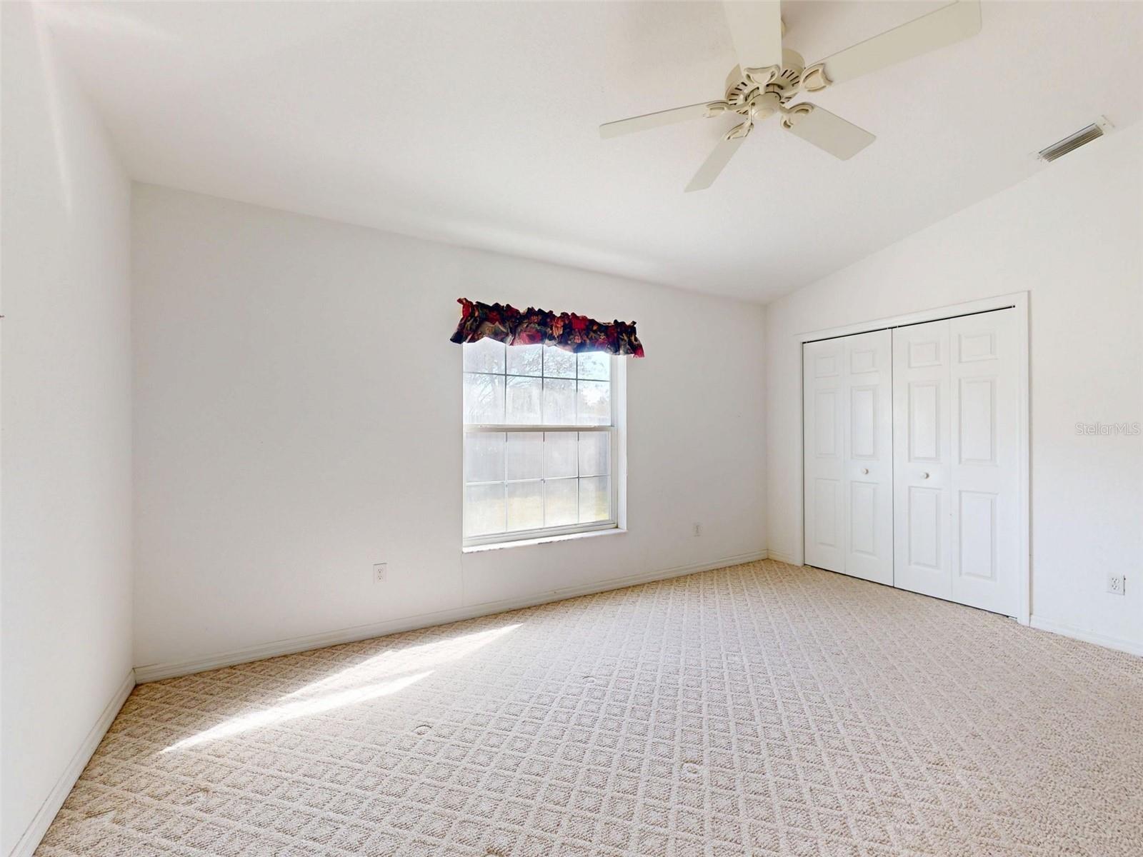 Image 21 of 39 For 7558 103rd Loop